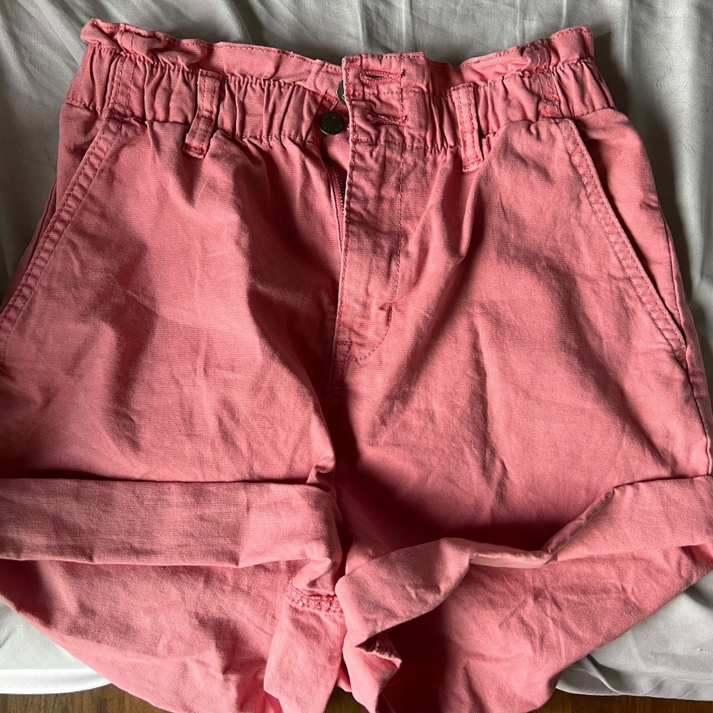 Womens Shorts - pink/coral